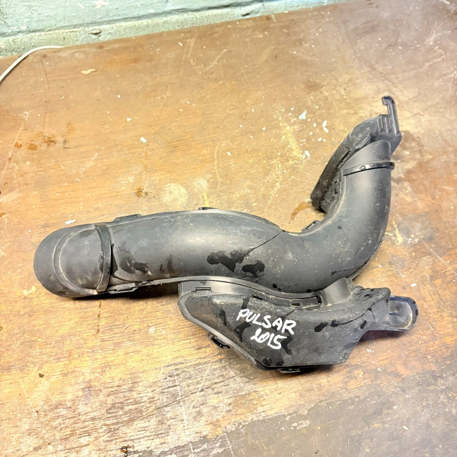 NISSAN PULSAR 1.2 PETROL AIR INTAKE INLET PIPE HOSE 3ZU0B 2015