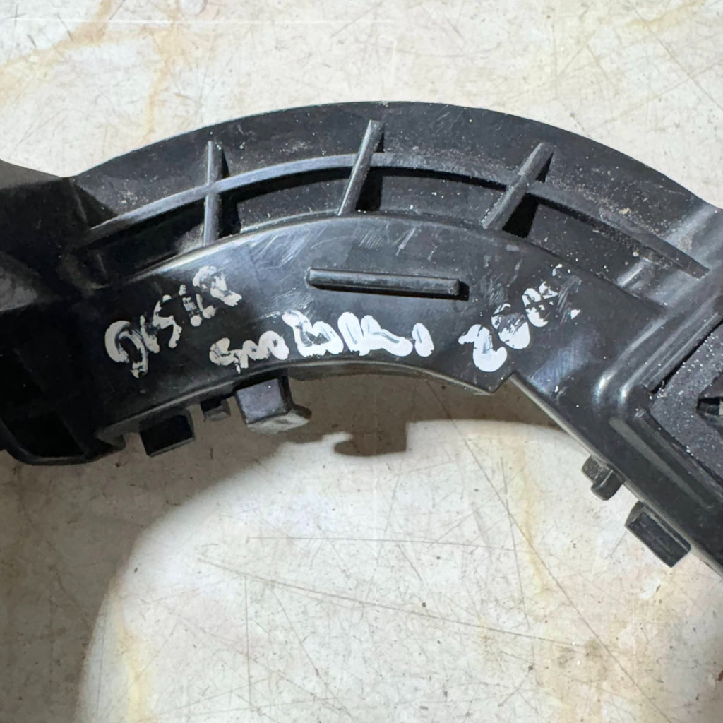 Suzuki Grand Vitara Rear Right Bumper Retainer Support Holder Bracket RH