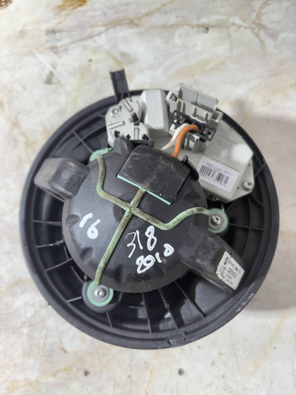 BMW 1 SERIES DENSO HEATING ENGINE MOTOR CZ1163600381