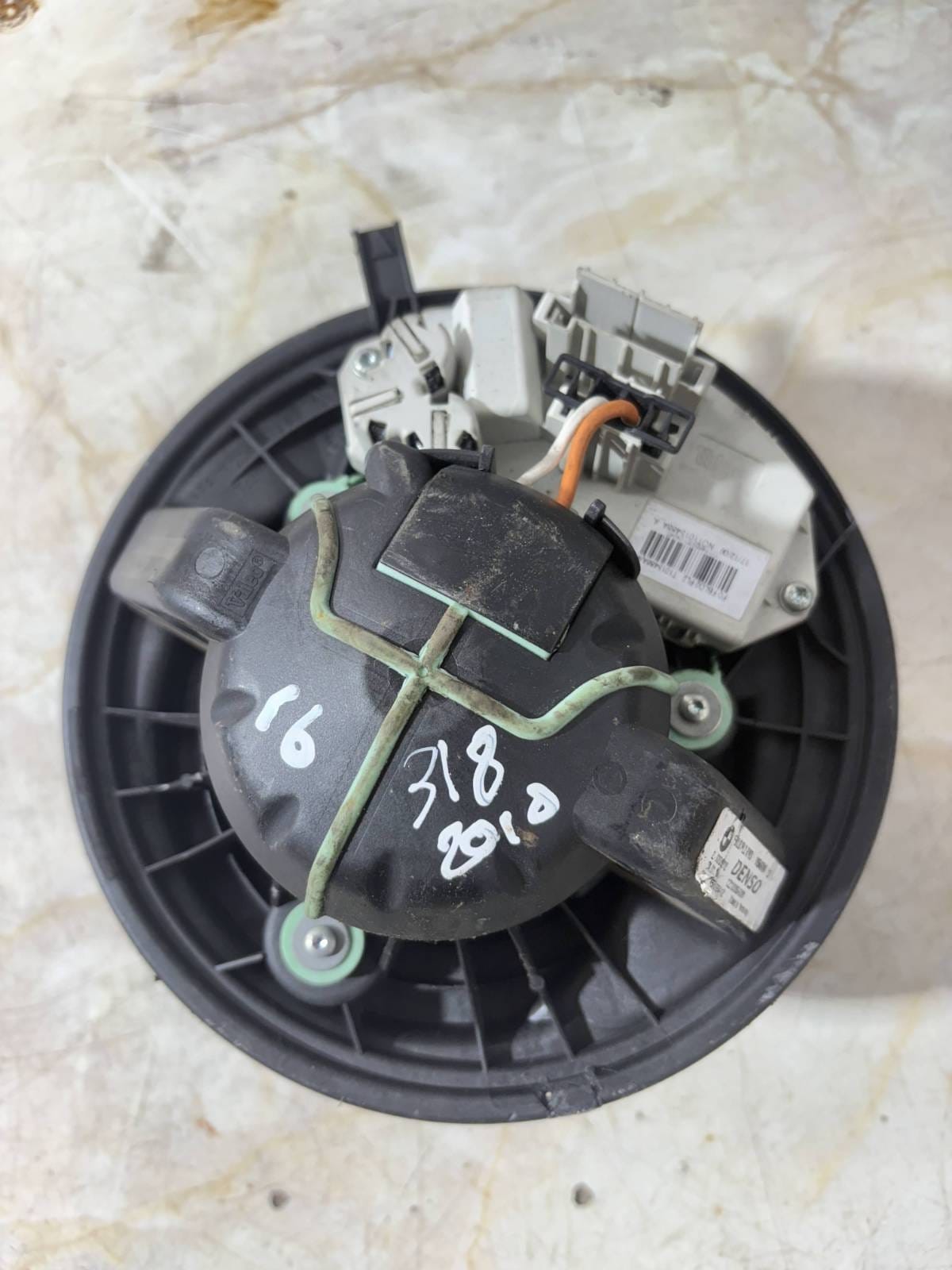 BMW 1 SERIES DENSO HEATING ENGINE MOTOR CZ1163600381