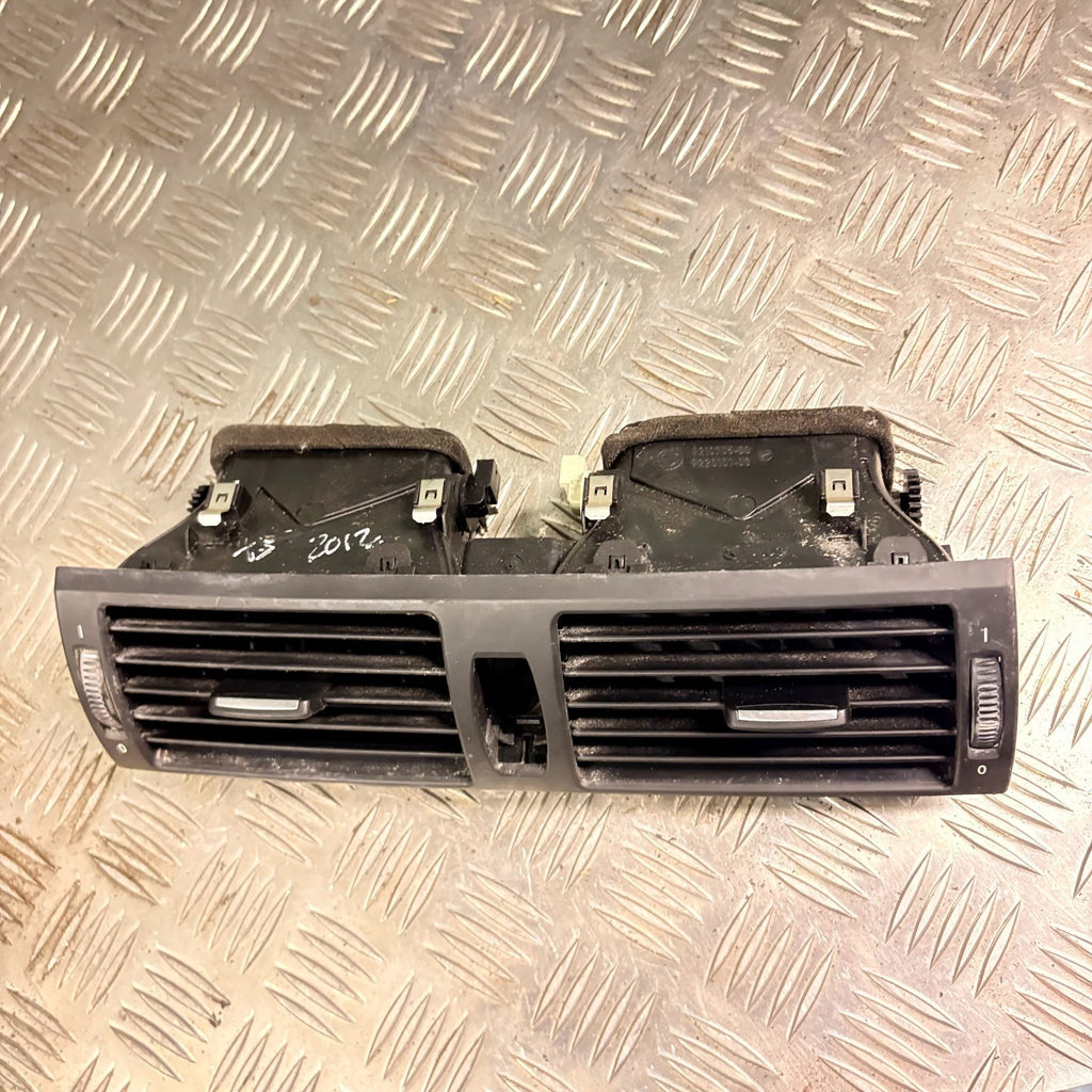 BMW X5 2006-2013 Dash Vent (Air Vent Grille) 921070503, 9210705-03