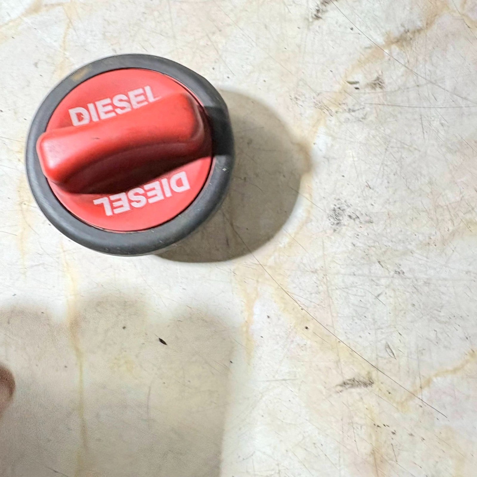 Mercedes W169 W211 Diesel Fuel Filler Cap Tank Cap Red A2204700705