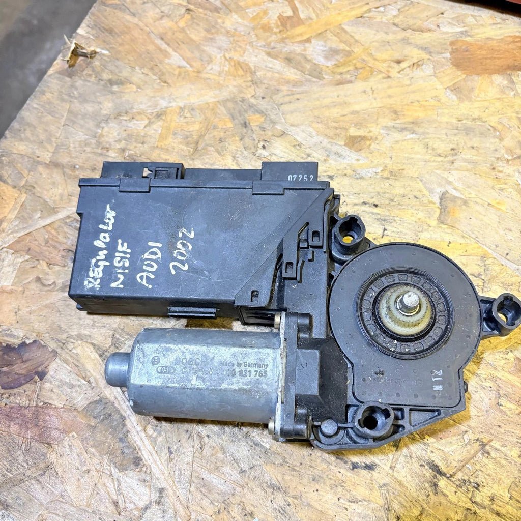 Audi 2002 Convertible Window Regulator Motor Front Left 8E2959801B