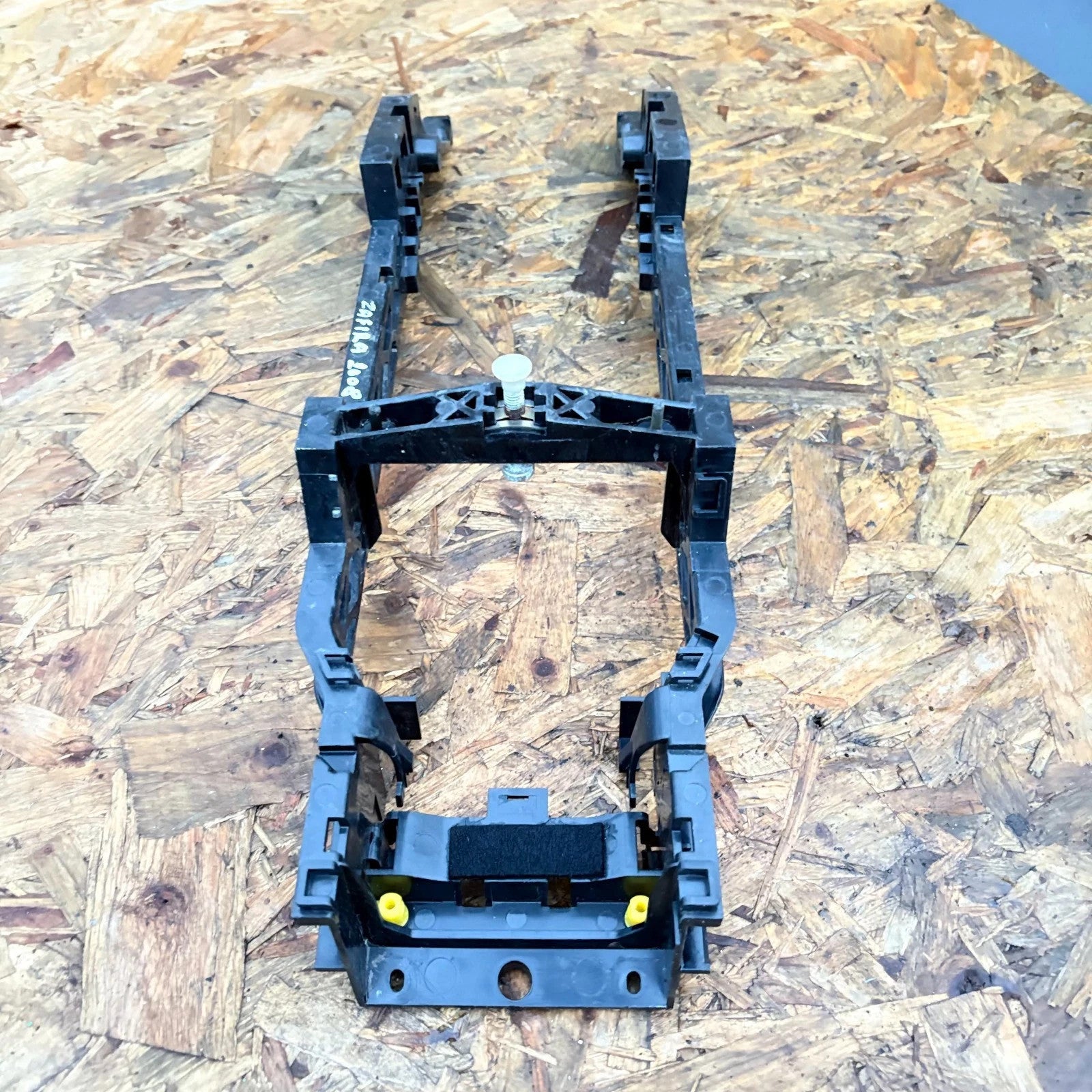 VAUXHALL ZAFIRA B 2005-2014 CENTRE CONSOLE HOUSING BRACKET SUPPORT