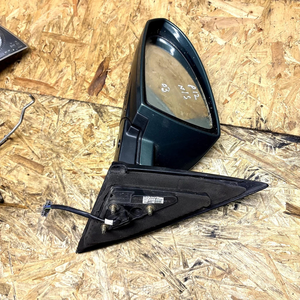 Nissan Primera P12 Right side Electric Door Mirror Met 96302-AU313 N/S