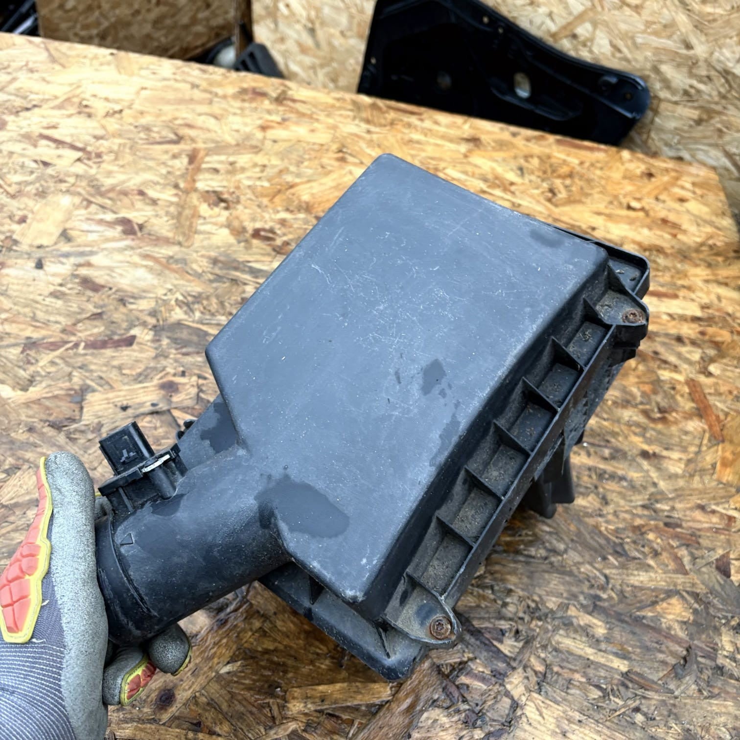 2013 2.2 Land Rover Freelander 2 Air Filter Box 6G92-9600-BF 8V21 12B579AA