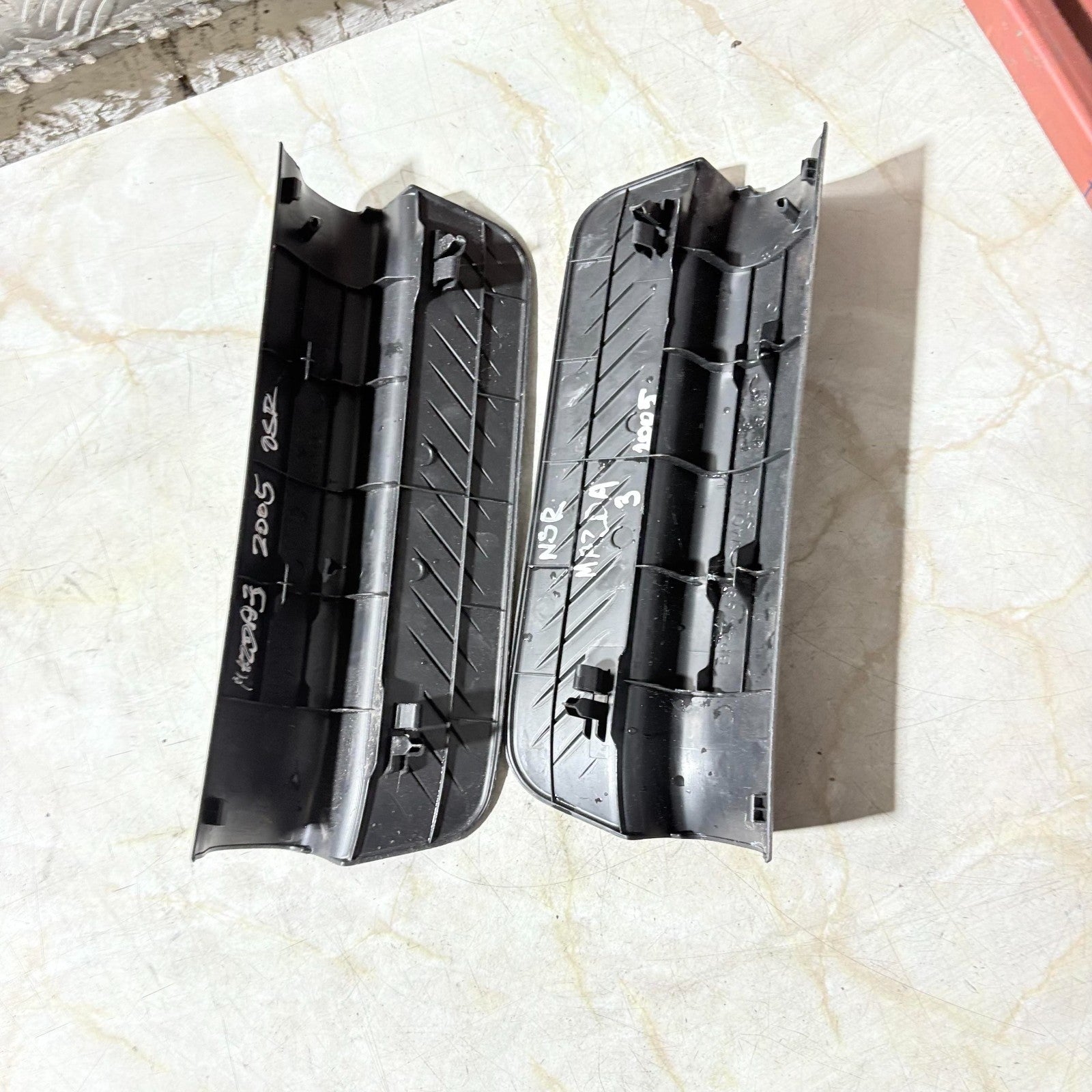 2005 Mazda 3 Door Sill Trim Pair Rear Side OSR, NSR