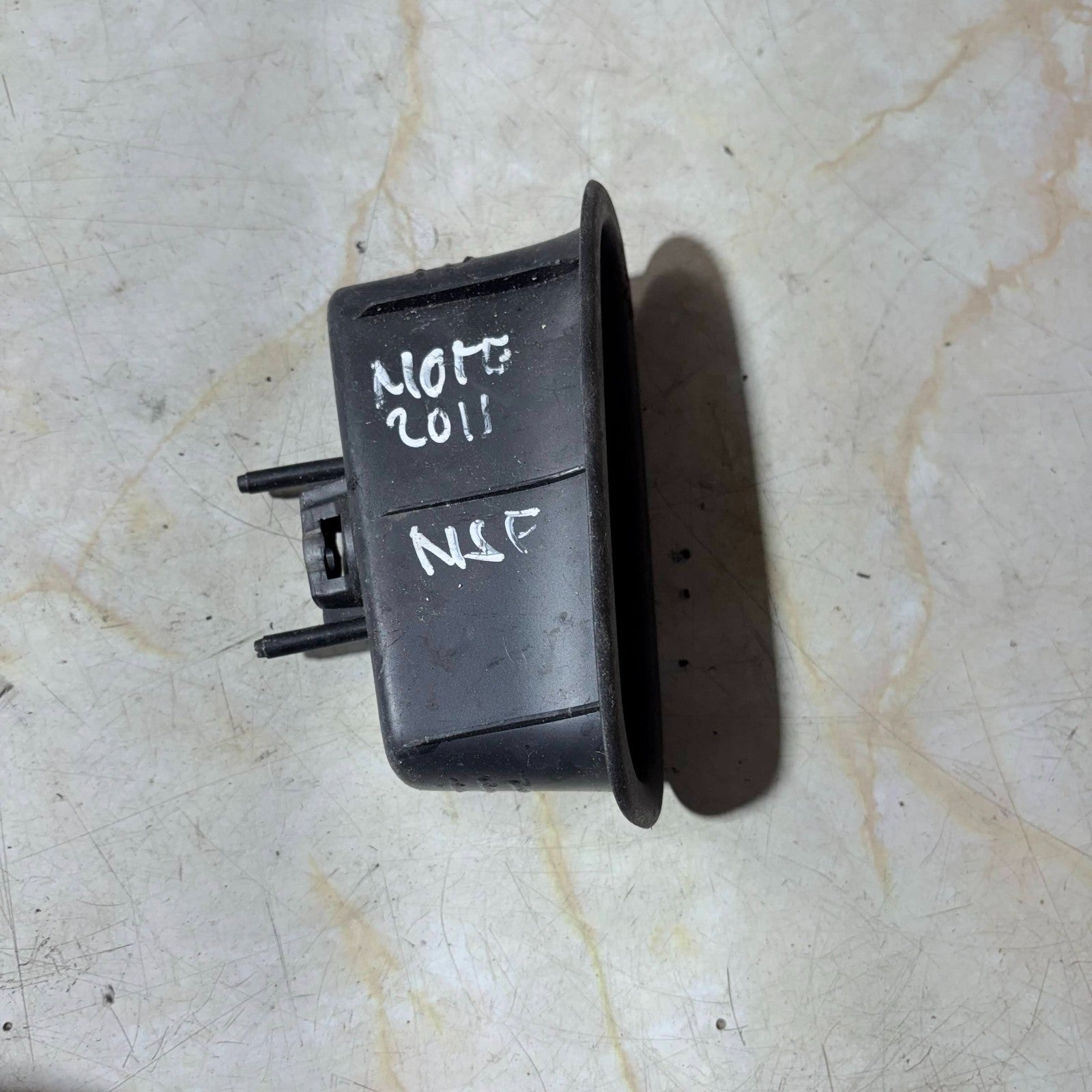 NISSAN NOTE MK1 2006-2013 DOOR GRAB HANDLE LEFT FRONT PASSENGER SIDE 80950-9U00B