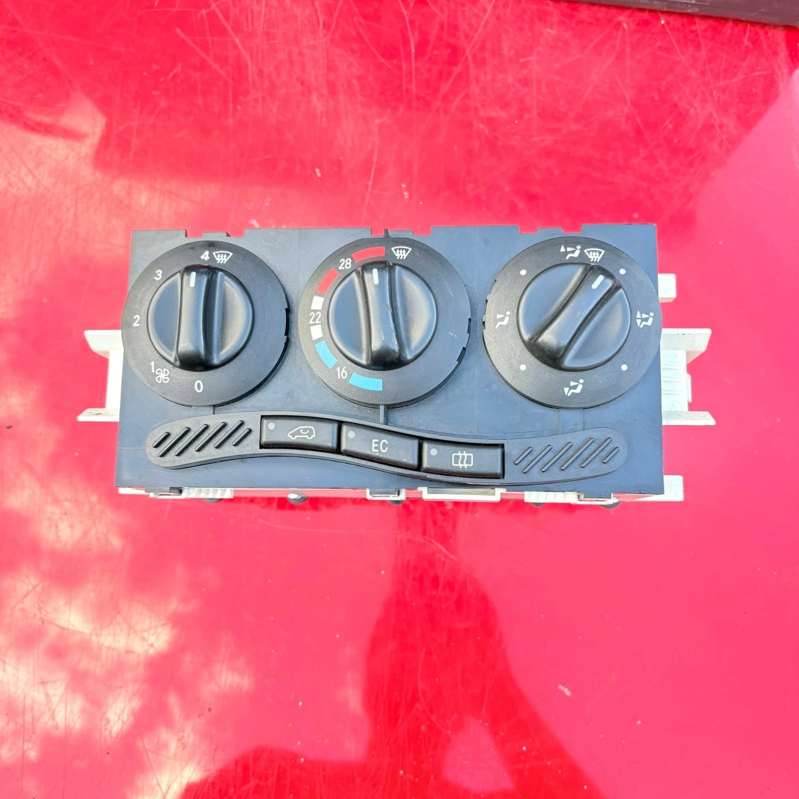 1688300485 Mercedes Benz A Class Climate Temperature Switch Panel