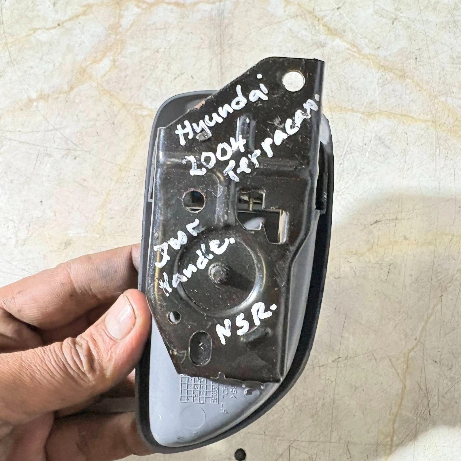 Handle Door Handle Shell Door Inner Left Rear for Hyundai Terracan 04-06