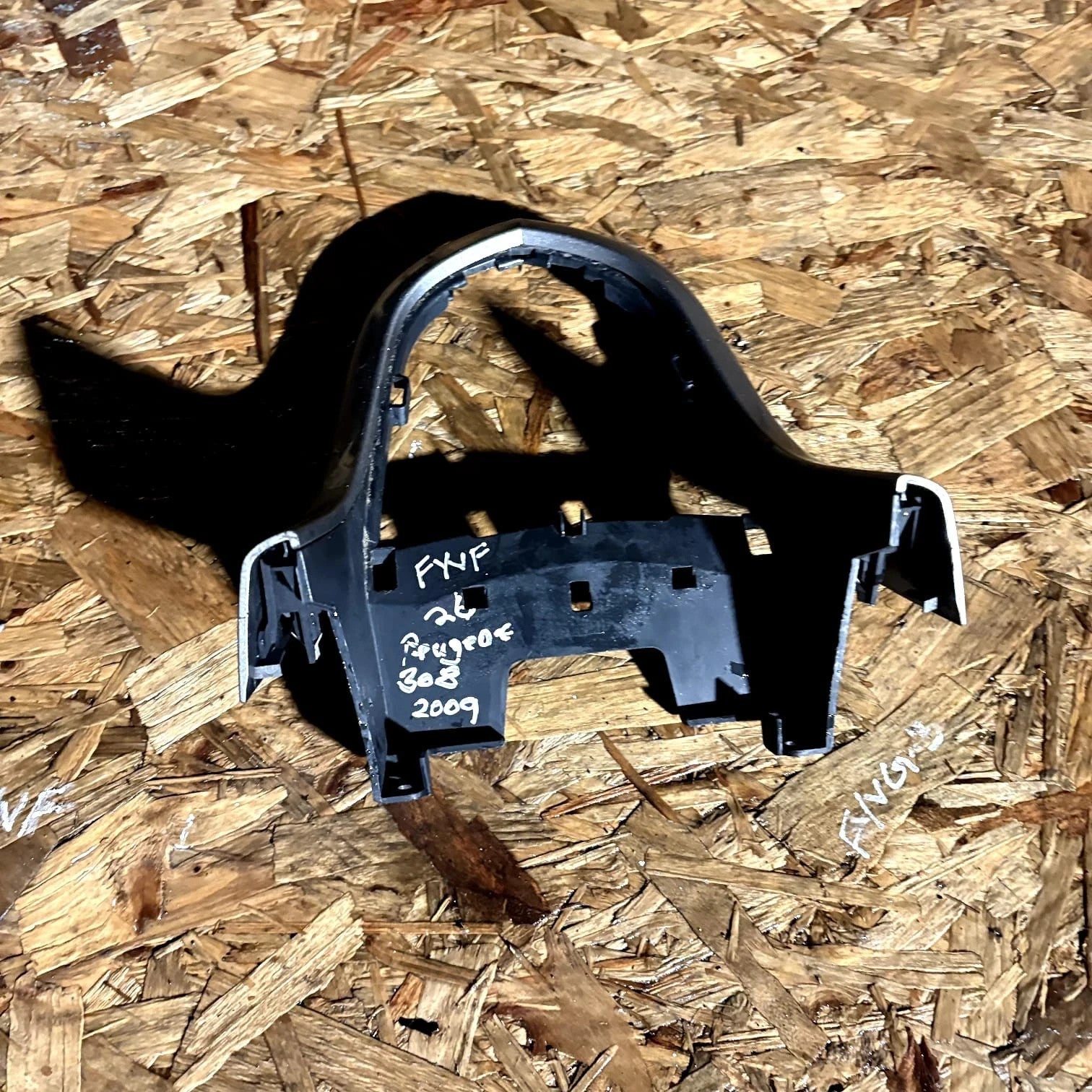 PEUGEOT 308 SW Gear Shifting Level Plastic Trim 1006352 9658691277 11723139 2009