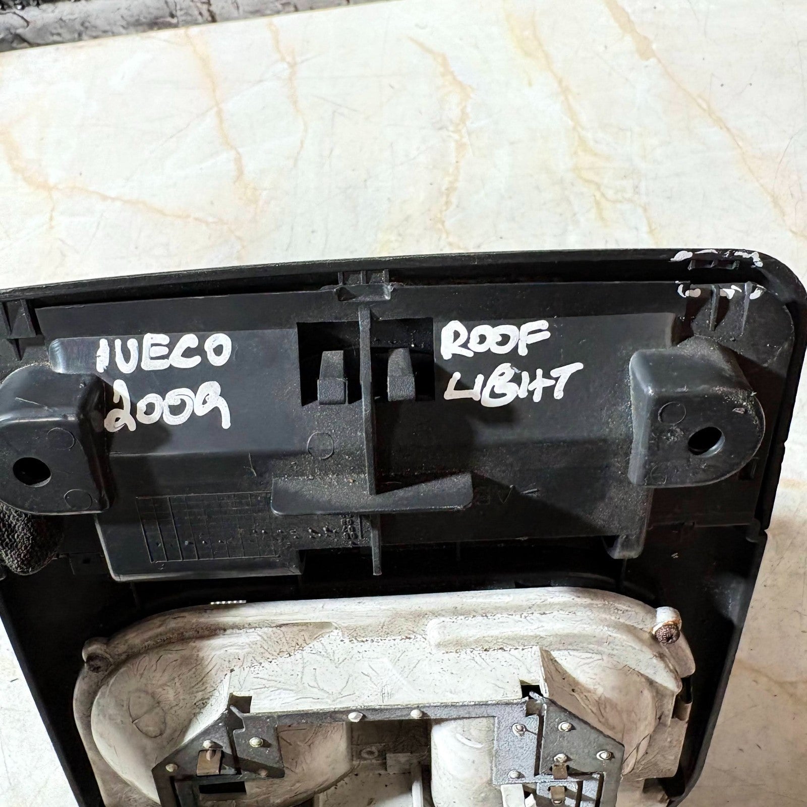 IVECO DAILY MK4 2006-2011 INTERIOR ROOF COURTESY READING LIGHT LAMP