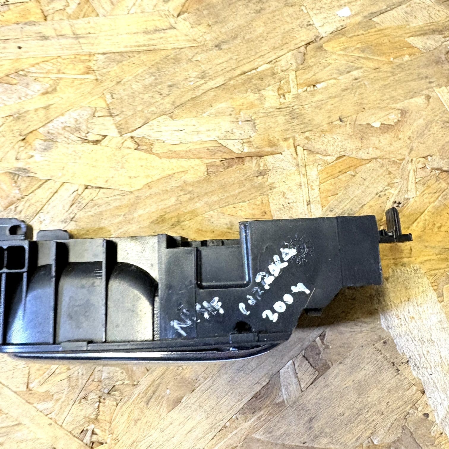 2004 TOYOTA AVENSIS INNER PASSENGER FRONT SIDE DOOR HANDLE 50594A1