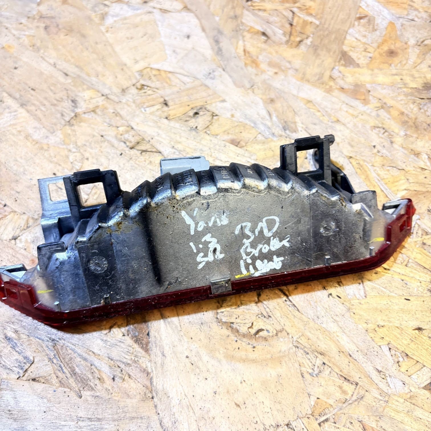TOYOTA YARIS P9 Rear Third Brake Stop Light 1.4 Diesel 28688084