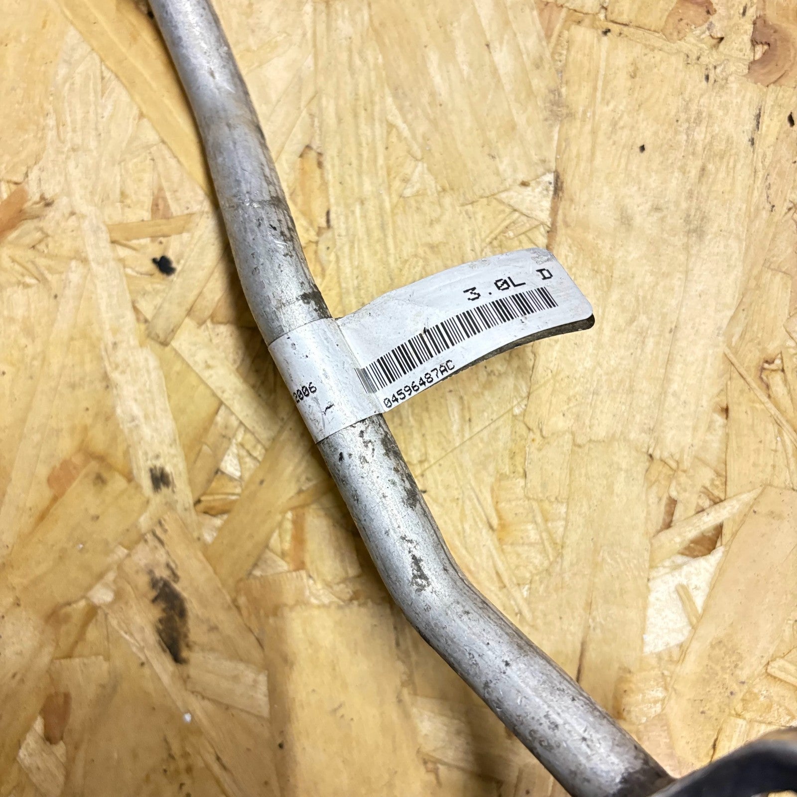 2006-2010 Chrysler Air Con Hose Pipe 04596487AC Genuiine