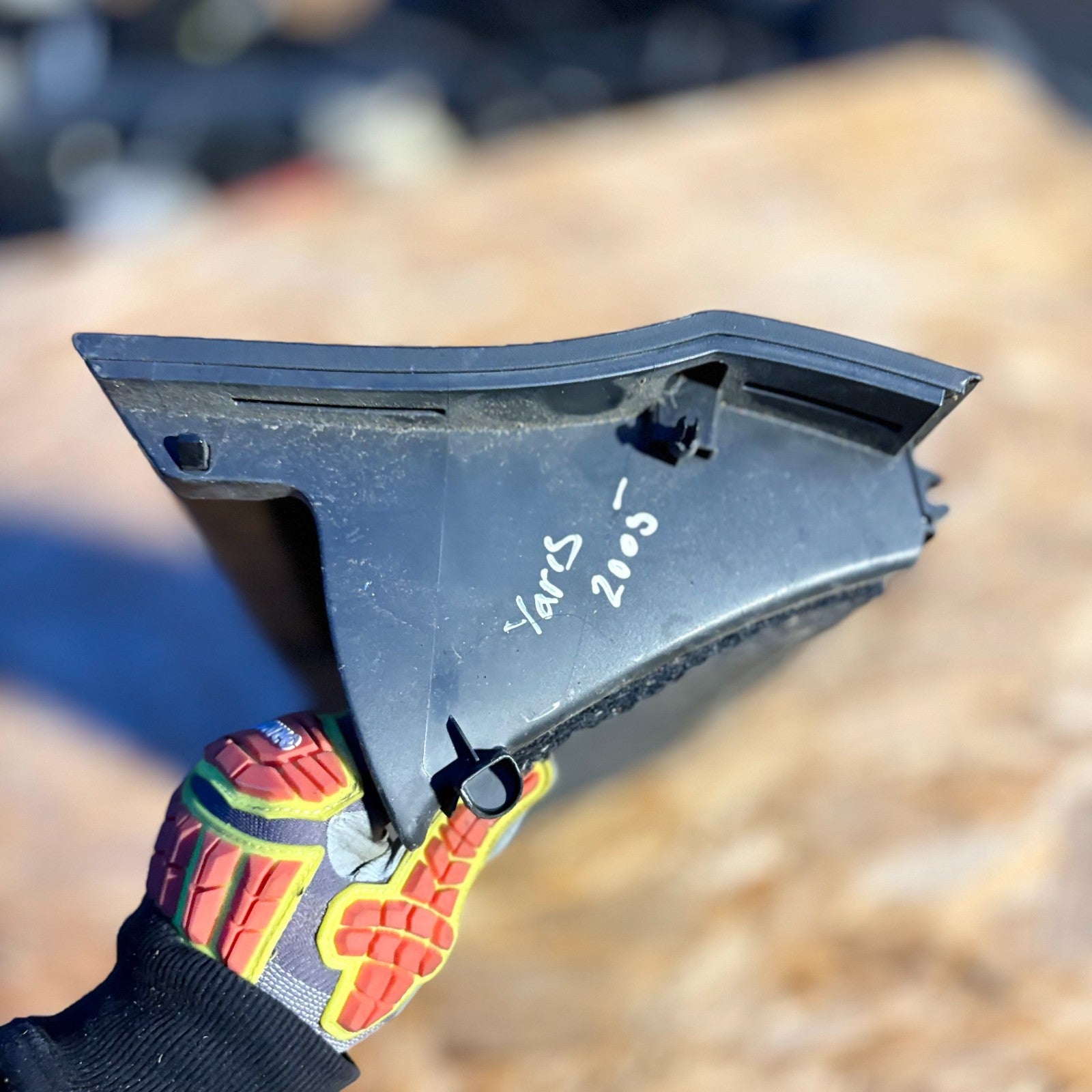 TOYOTA YARIS MK2 GLOVE COMPARTMENT BOX 2005-2011