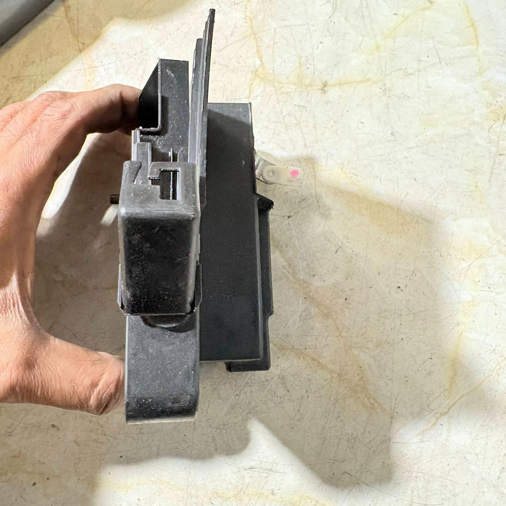 Dacia Logan Drivers Rear Side Door Lock 2004-2012