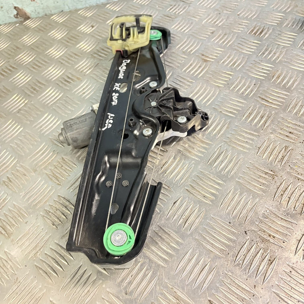 2017 JAGUAR XE X760 PASSENGER REAR DOOR WINDOW REGULATOR & MOTOR GX7327001AC