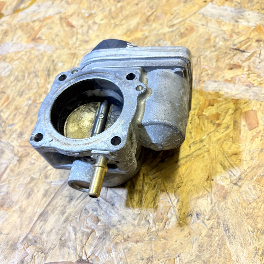 Renault Megane (2003-2006) Estate Throttle body 8200 190 230