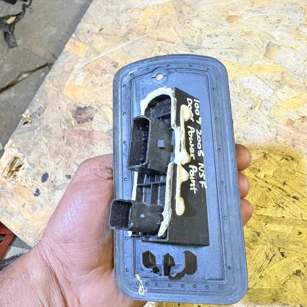 Peugeot 1007 2005-2009 Front Left Sliding Door Contact Connector 9660205680
