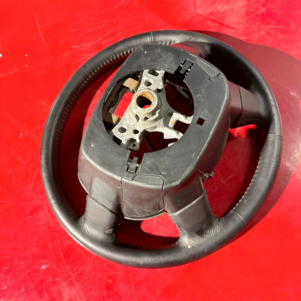 Toyota PRIUS 1.5 MULTIFUNCTION STEERING WHEEL LEATHER