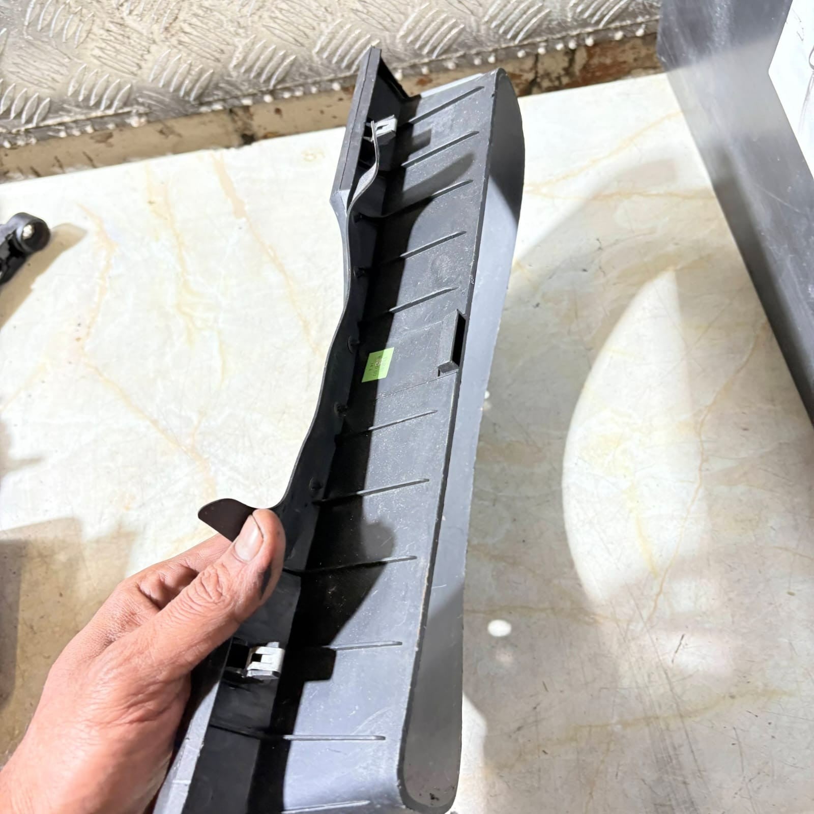 Kia Sorento Speedometer Surround Trim Cover 84830-3E900 2002-2009