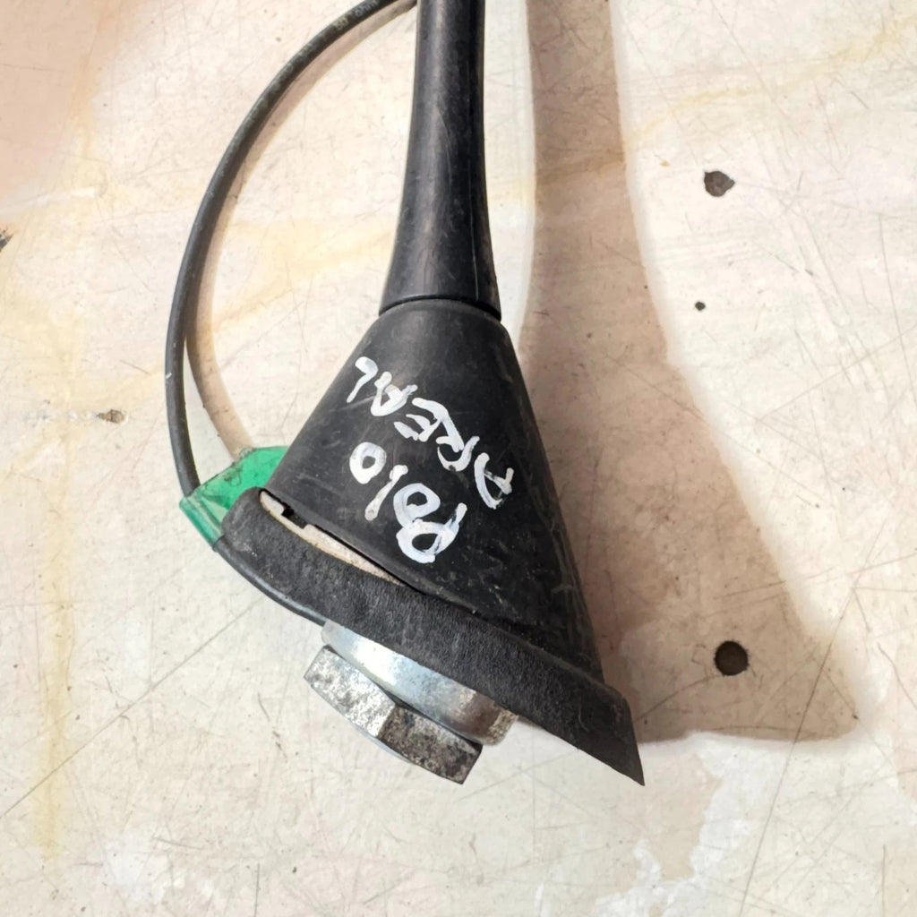 VW Polo 6R MK5 ROOF ANTENNA AMPLIFIER AERIAL & STICK
