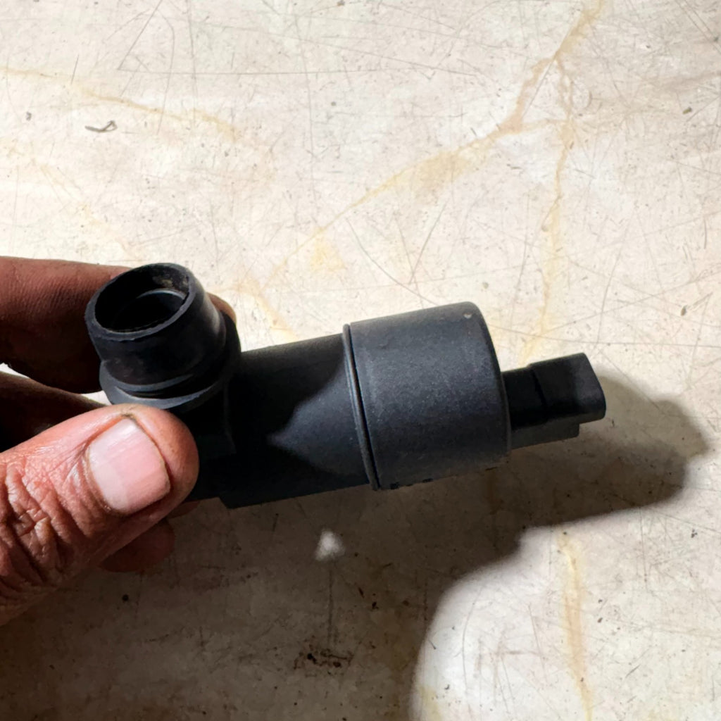 Windscreen Washer Dual Pump For Dacia Duster Renault Captur Clio Megane Zoe