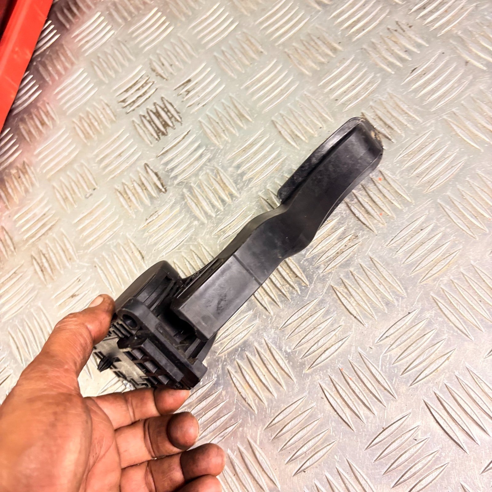 2008 MERCEDES SPRINTER 906 ACCELERATOR THROTTLE PEDAL F00C 3E2430