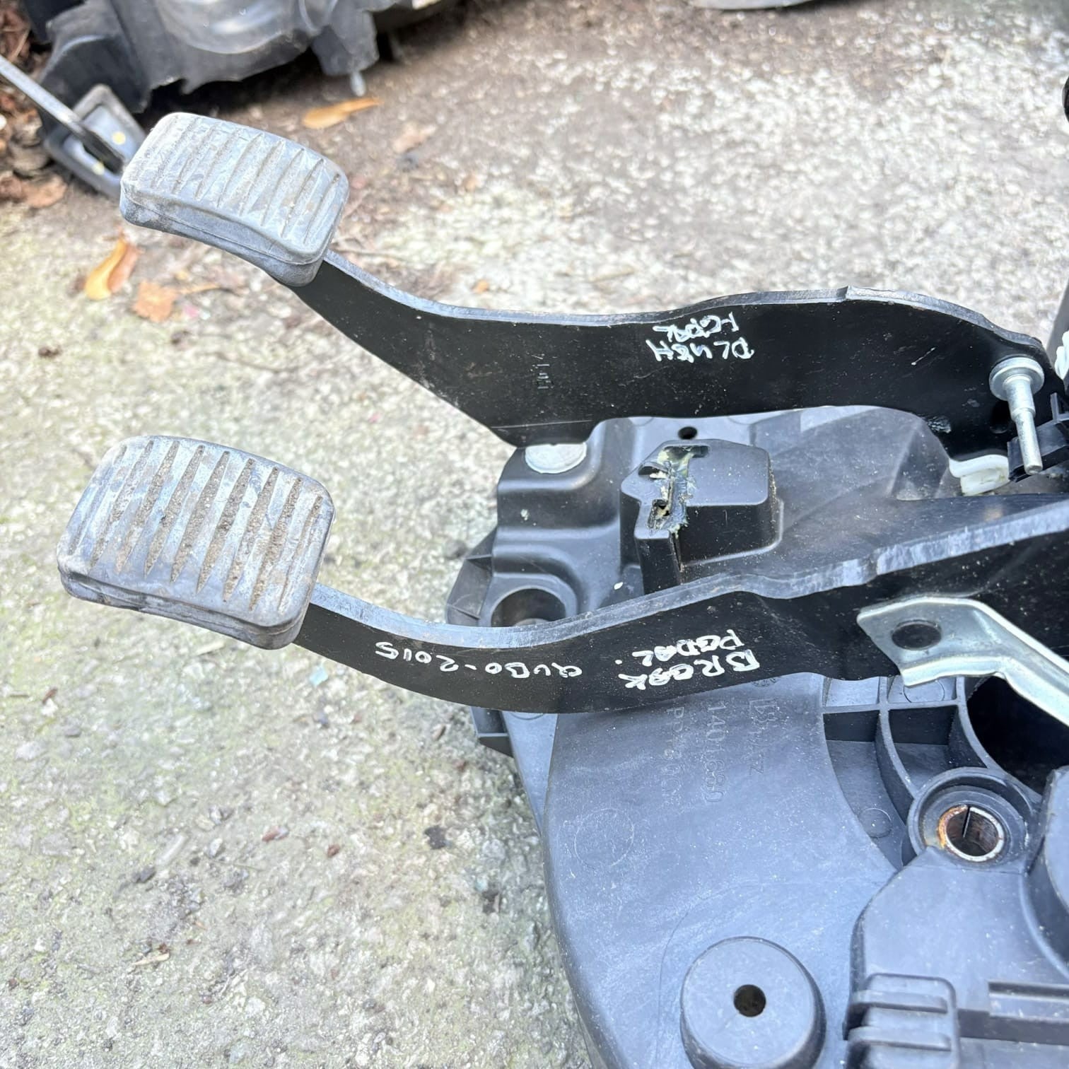 Fiat Qubo Brake Clutch Pedal Box 2008-2019 51944741