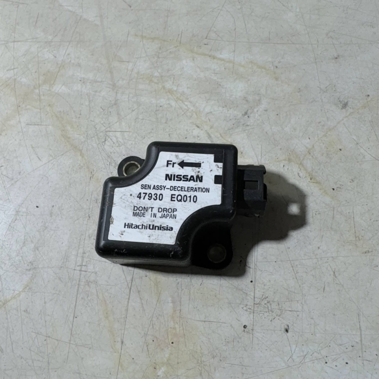 Nissan X-Trail T30 2.2 Diesel Deceleration Sensor Module 47930 EQ010