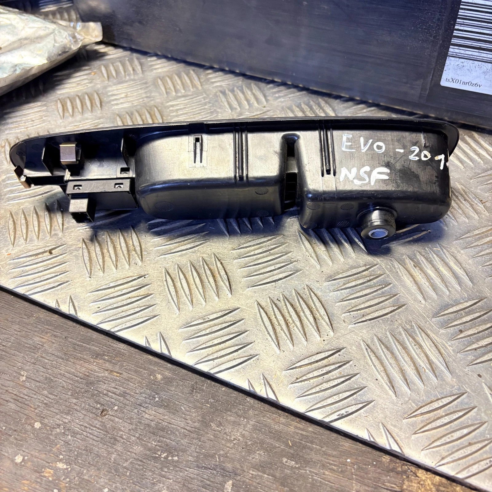 Fiat Punto Evo 2009-2013 Front Left Passenger Electric Window Switch 735500049