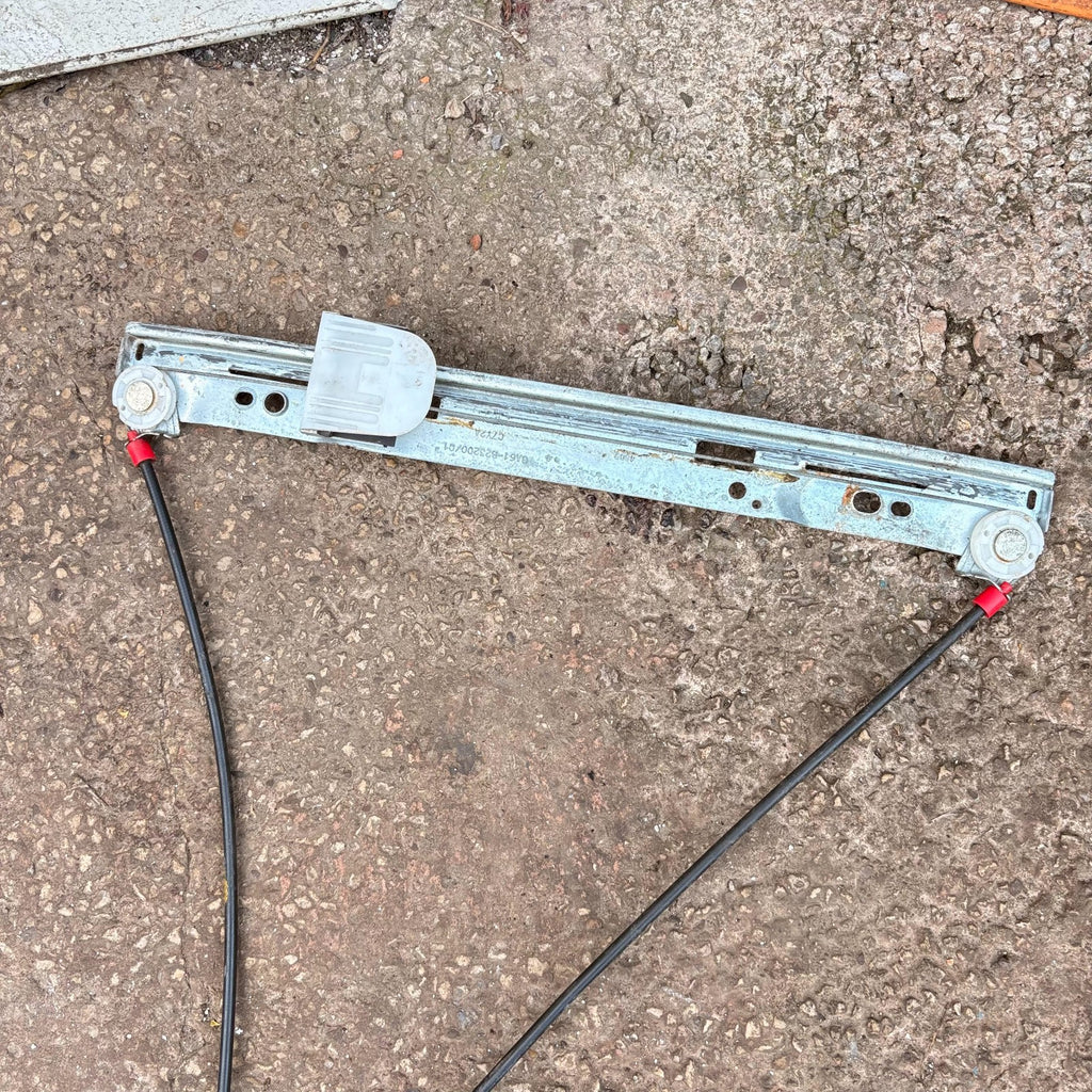 FORD FIESTA MK7 2008-2017 FRONT LEFT WINDOW REGULATOR MECHANISM 8A61-A23201