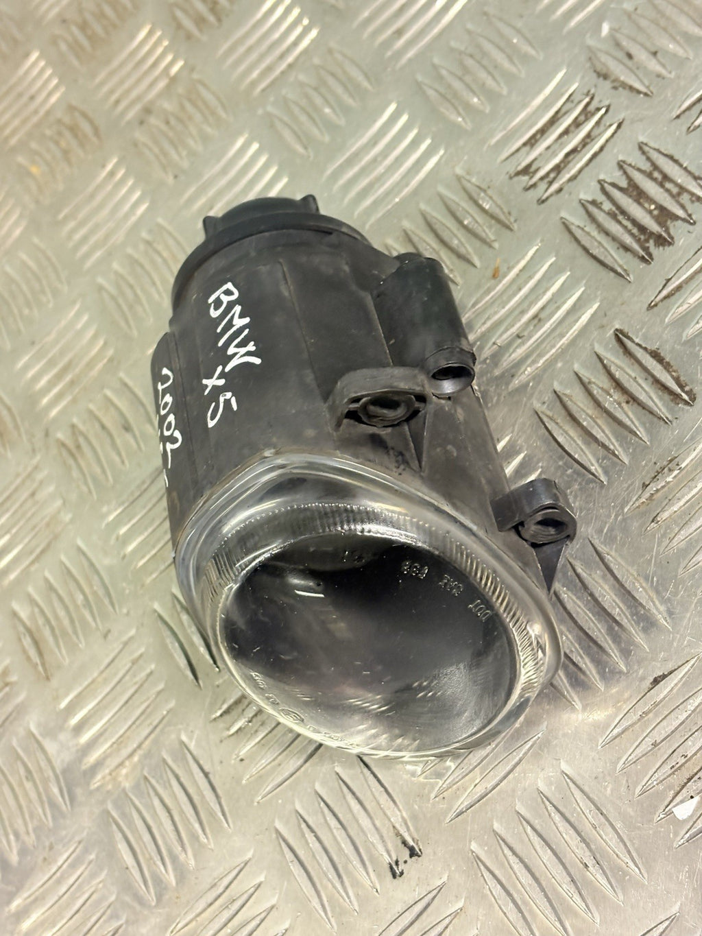 BMW X5 E53 N/S NEAR SIDE PASSENGERS SIDE FRONT BUMPER FOG LIGHT