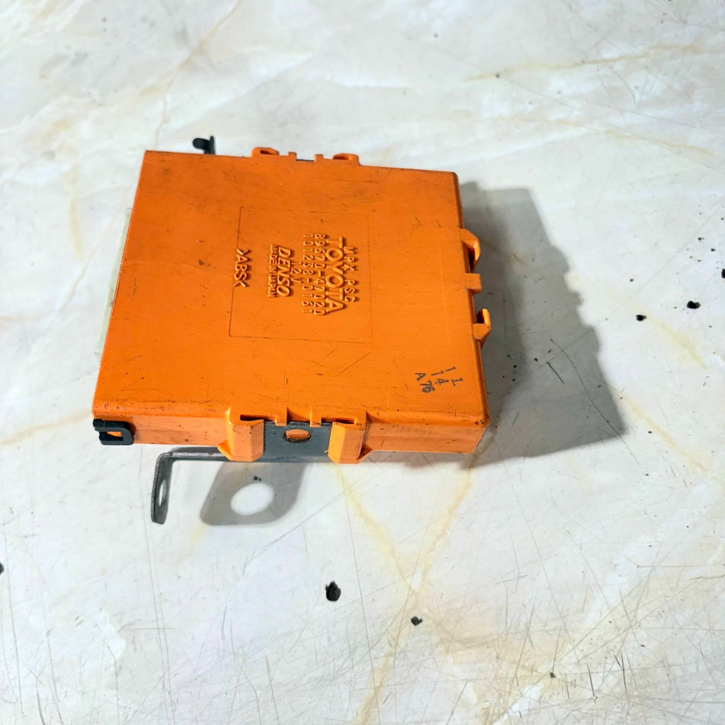 Toyota Prius Mk2 XW20 NHW20 Power Source Control ECU 89670-47020 11/05-03/09