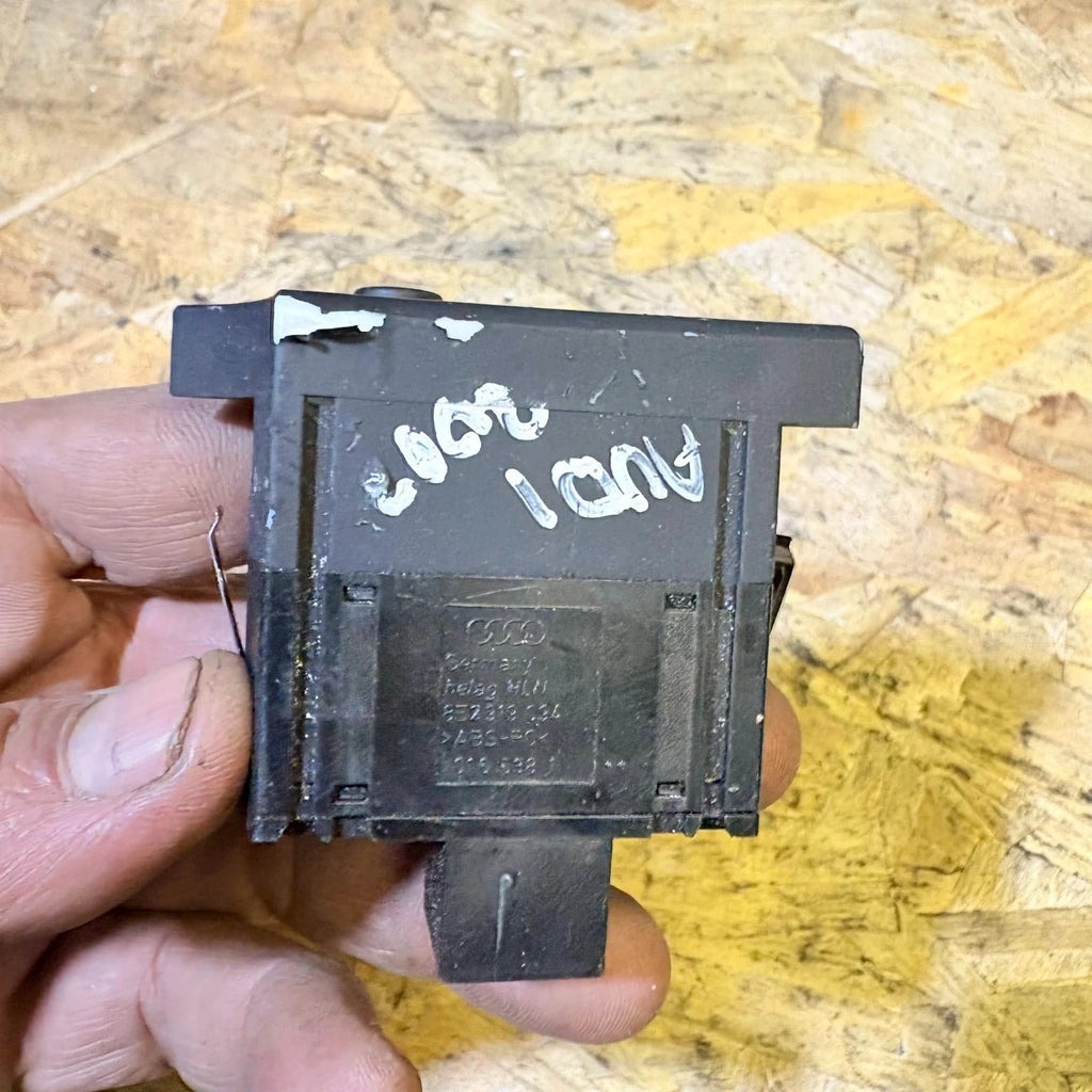 2007 AUDI A4 HEADLIGHT HEIGHT ADJUSTER 8E2919094