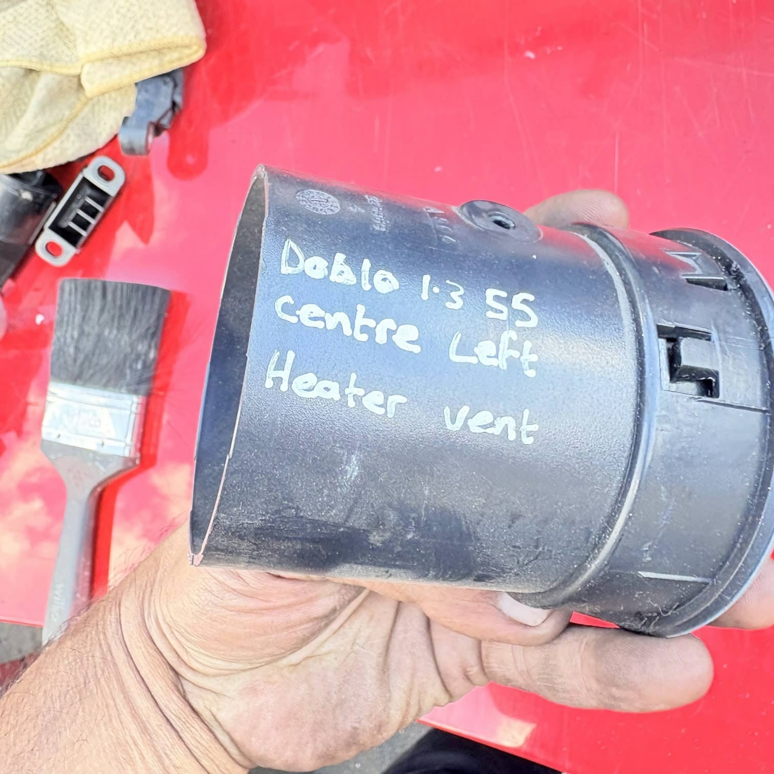 IVECO DAILY DASH AIR VENT CENTRE LEFT HEATER