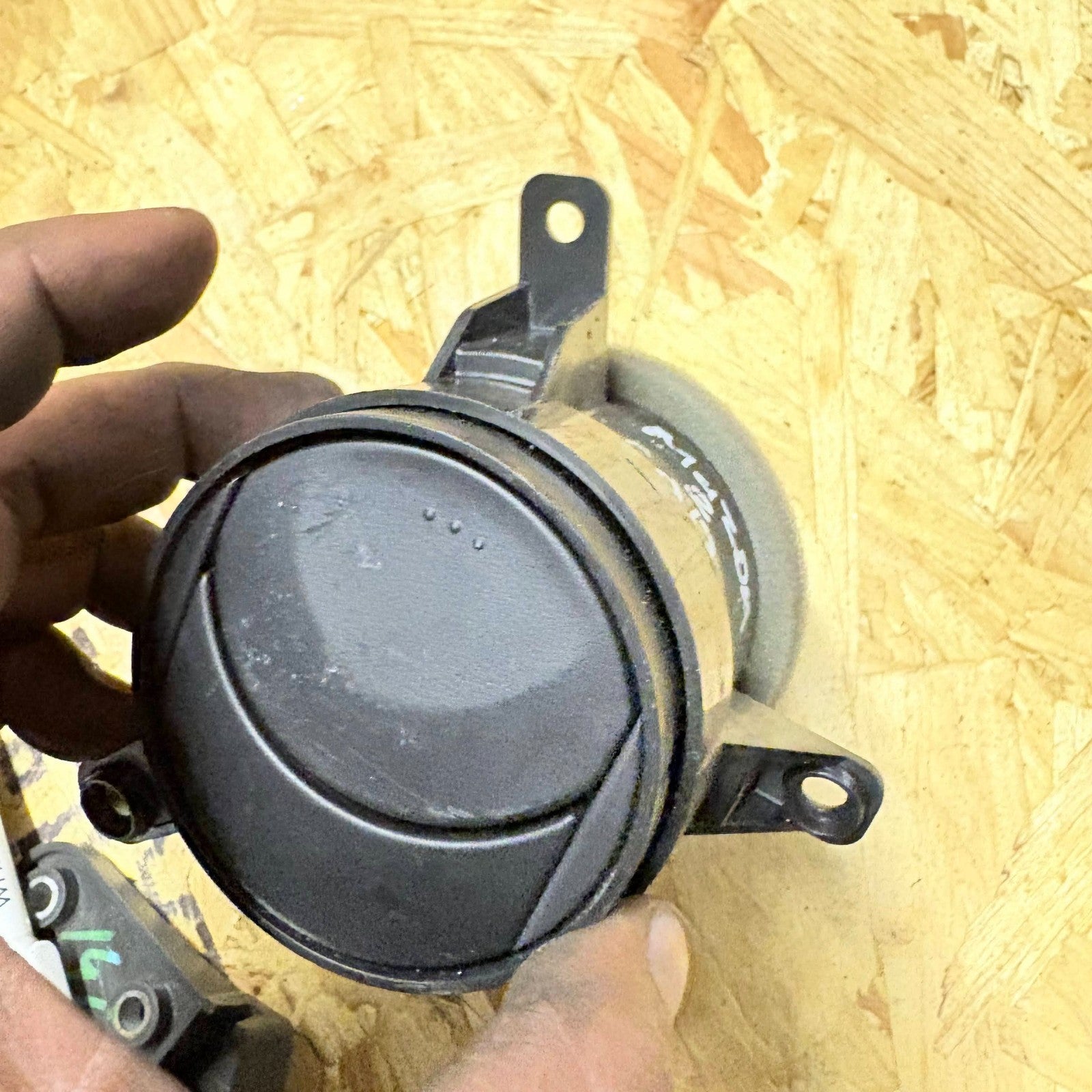 Mazda 2 2007-2015 Dashboard Middle Air Vent Passenger Side