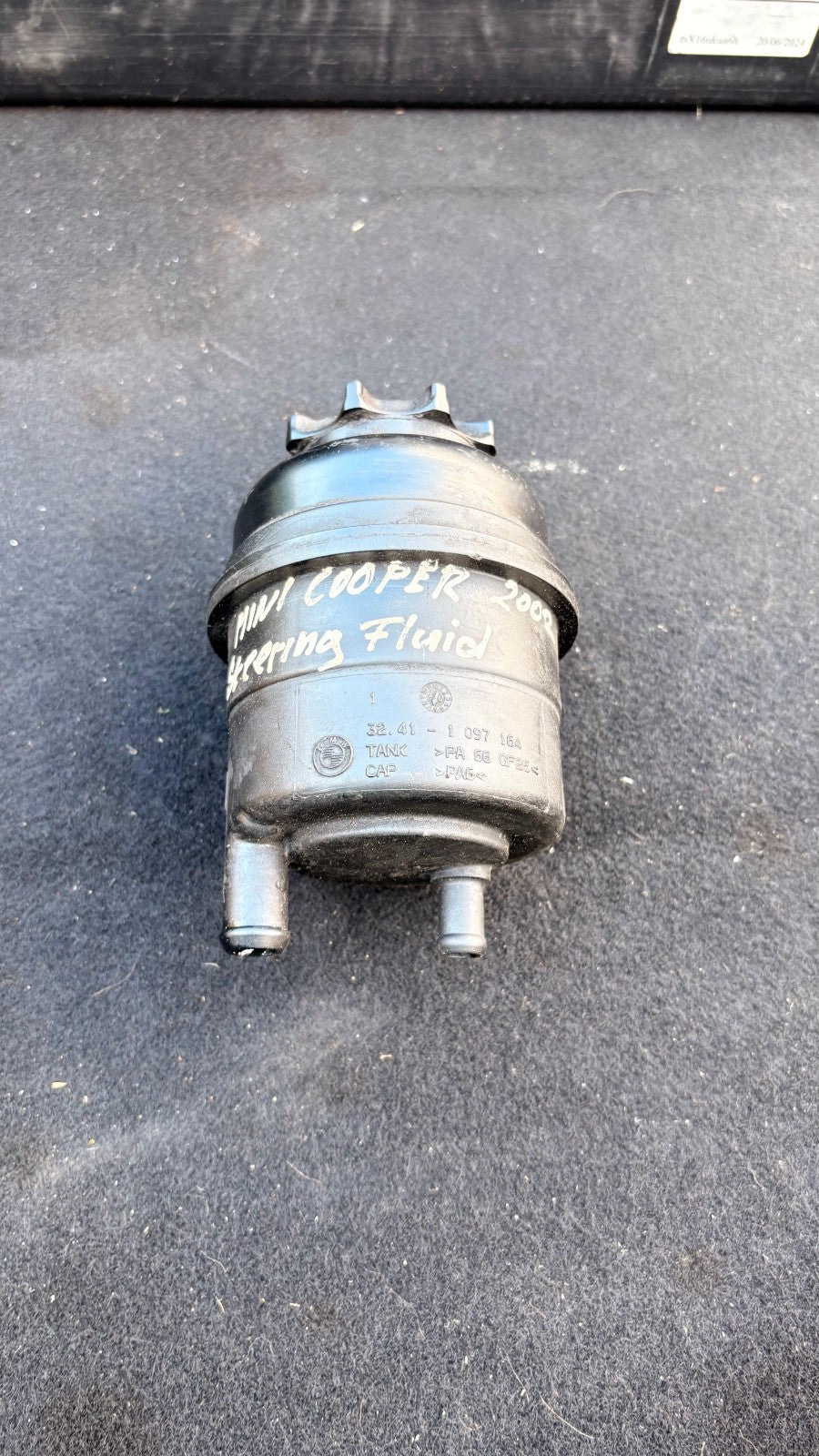 POWER STEERING FLUID OIL TANK RESERVIOR For Mini Cooper 2001-2006