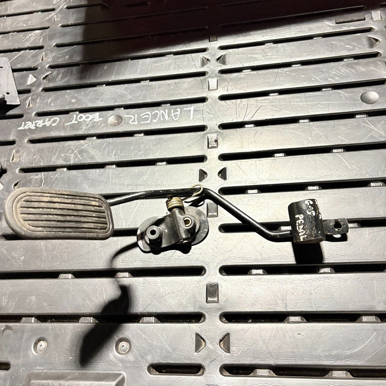 Accelerator Throttle Pedal for RAV 4 2001-2003