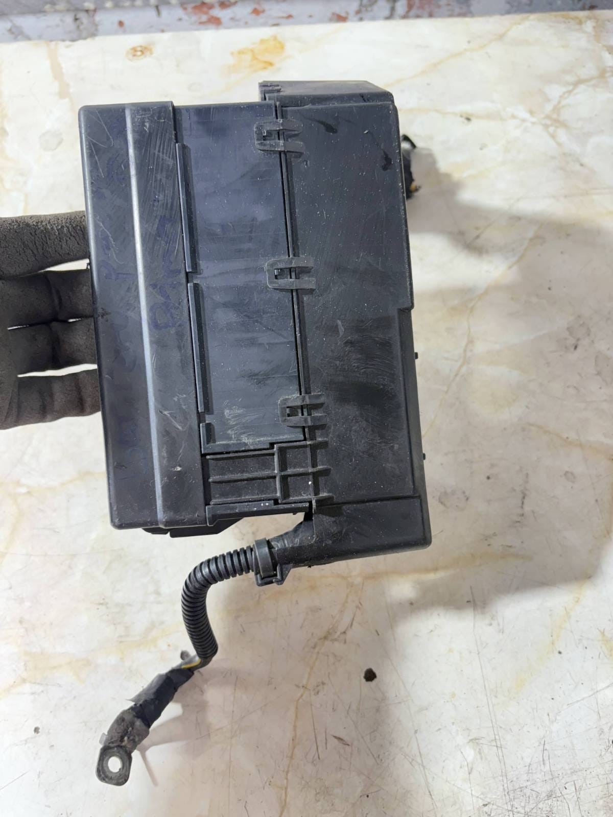 71547003ta 7154-7003ta 24382av715 Fuse box for Nissan Primera