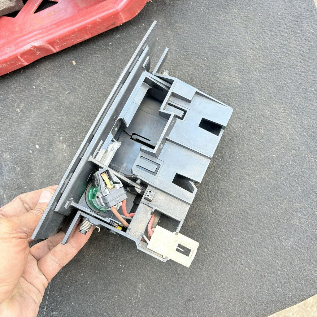 Skoda Superb 3U 2002-2008 Centre Console Ashtray Lid 4G7 3U2857962
