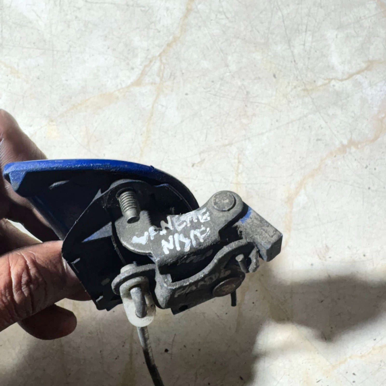 Nissan Vanette C22 2001–2005 Front Nearest Passenger Side Door Handle