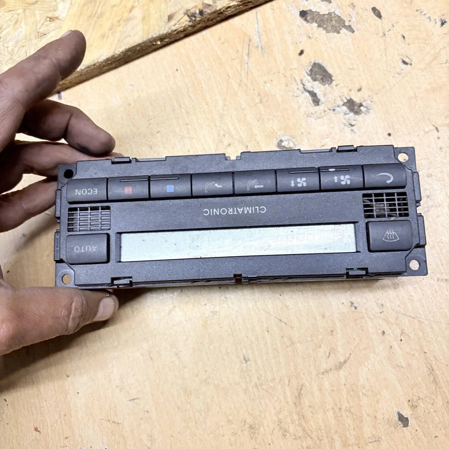 VW Passat 3B 3BG Golf 4 control air conditioning climate control part 3B190 2002