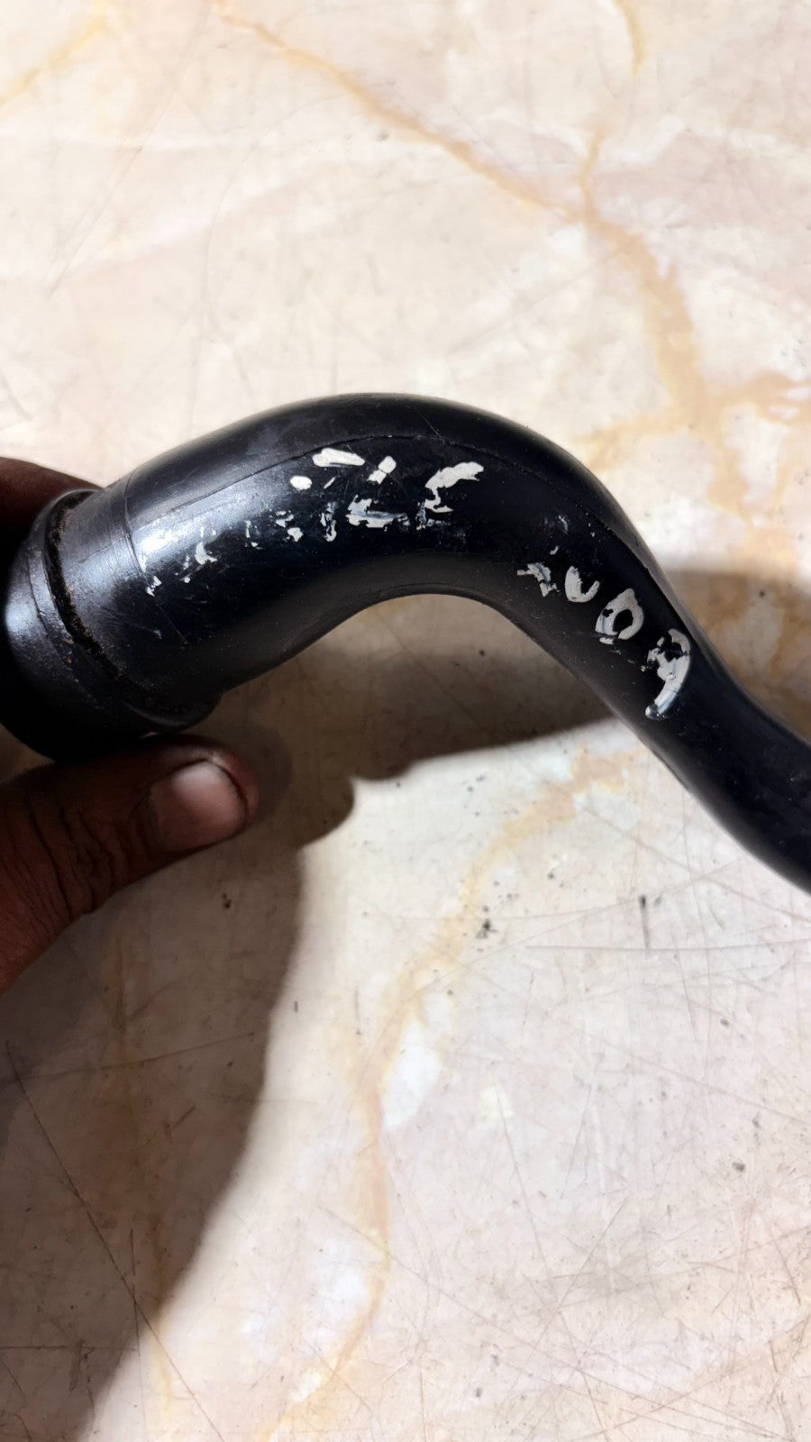 Oil Breather Hose Pipe For VOLKSWAGEN 2009
