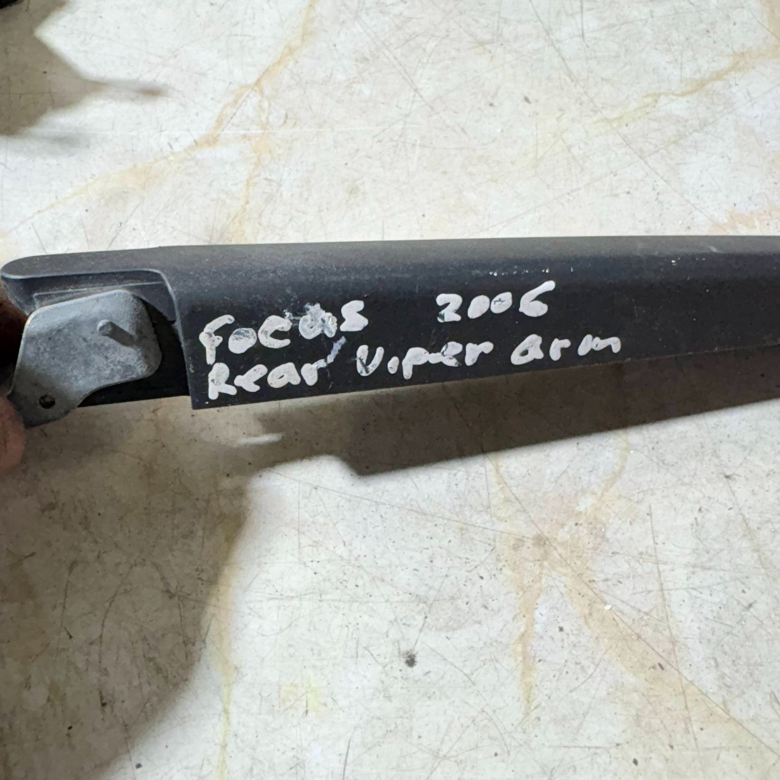FORD FOCUS Wiper Arm Rear 2005-2011