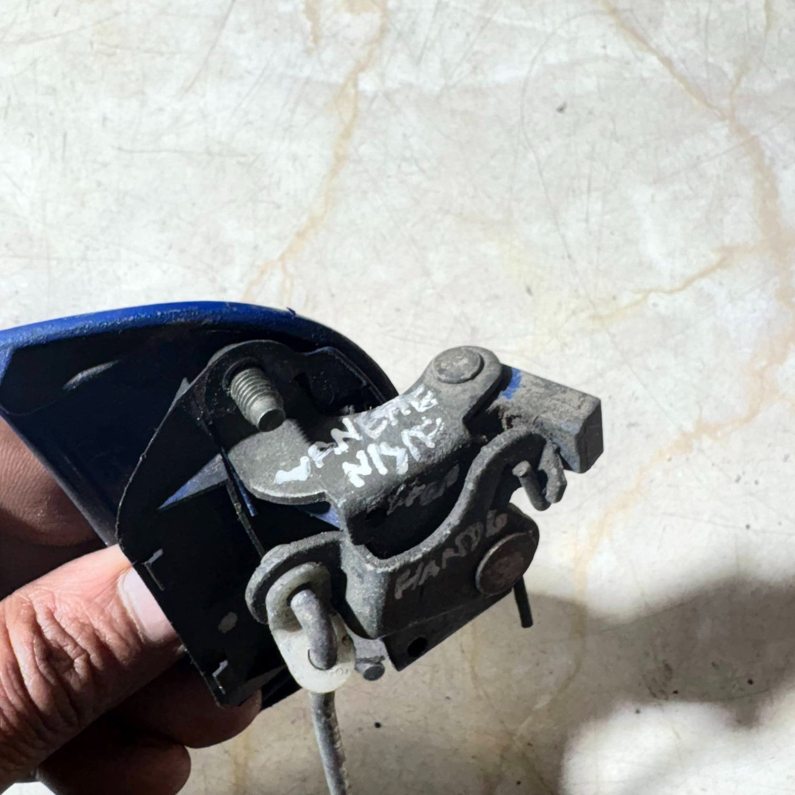 Nissan Vanette C22 2001–2005 Front Nearest Passenger Side Door Handle