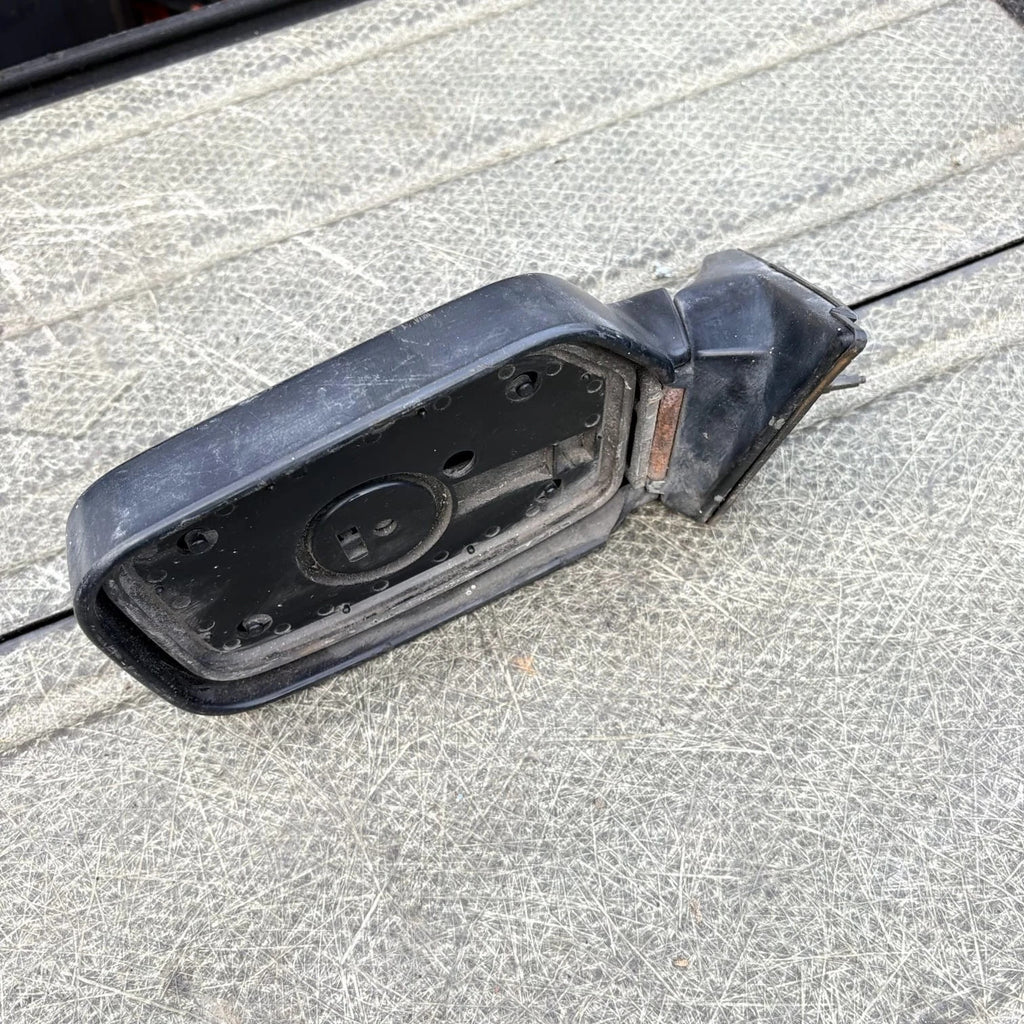 Mitsubishi Cordia 1985-1988 RH Right Door Wing Mirror Side View Black E201574