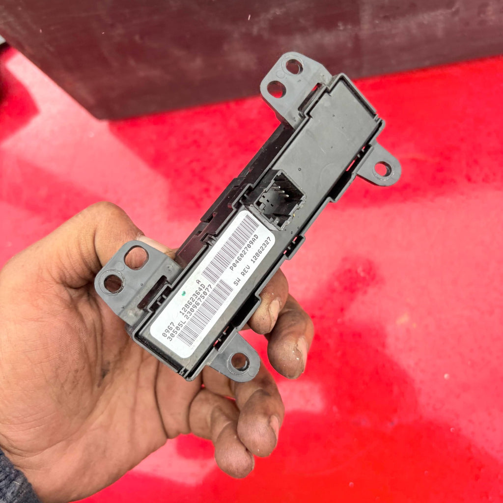 DODGE CALIBER INTERIOR HAZARD SWITCH BLACK P04602709AD 2008