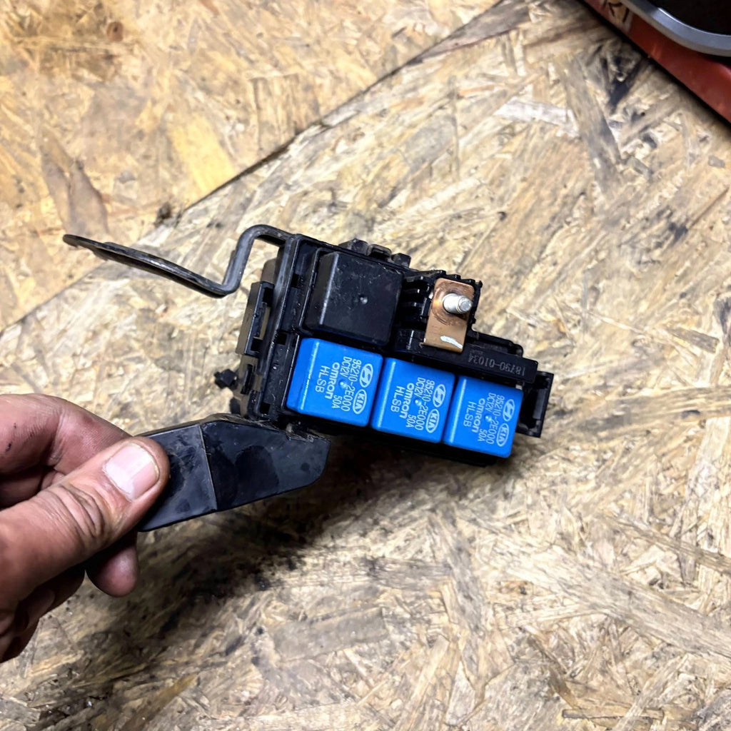 Kia Rio MK3 2011-2017 Engine Bay Fuse Relay Box Multi Fuse 18790-01034